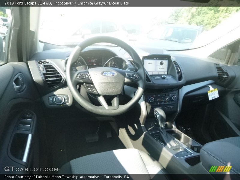 Ingot Silver / Chromite Gray/Charcoal Black 2019 Ford Escape SE 4WD