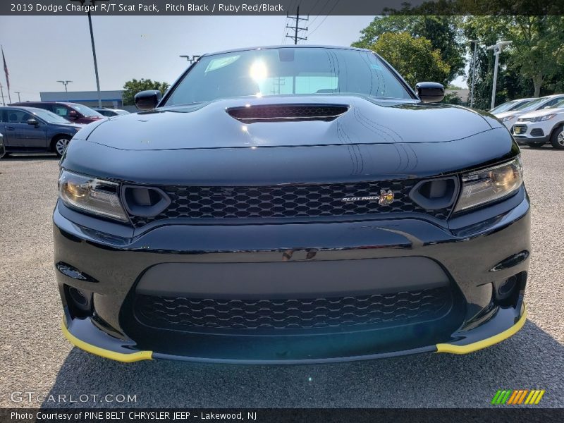 Pitch Black / Ruby Red/Black 2019 Dodge Charger R/T Scat Pack