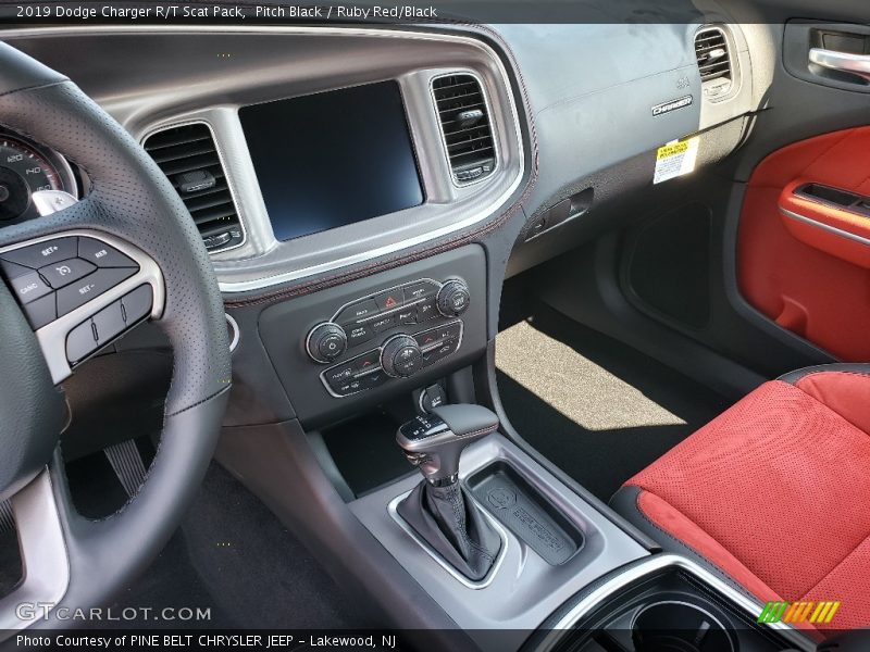 Pitch Black / Ruby Red/Black 2019 Dodge Charger R/T Scat Pack