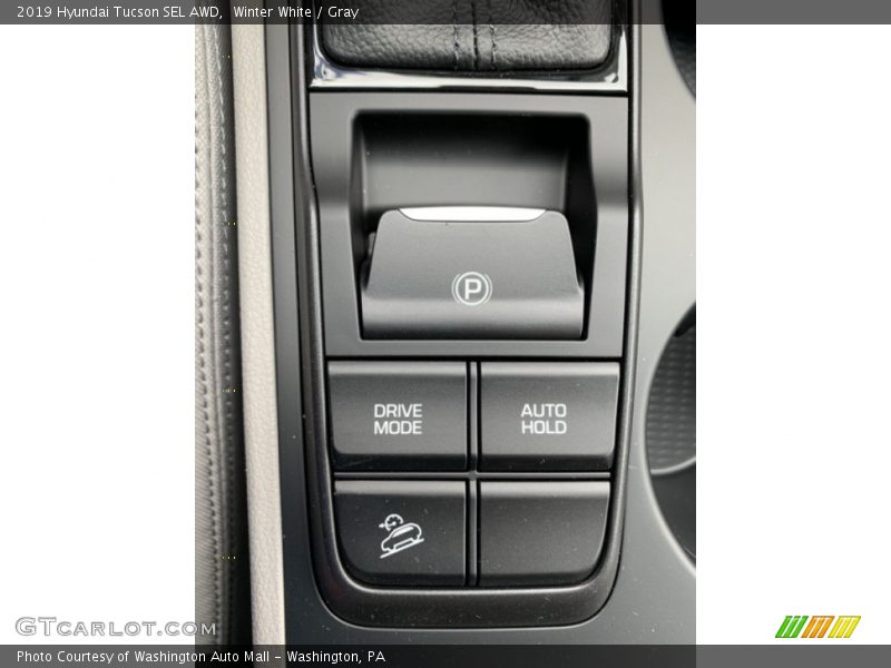 Winter White / Gray 2019 Hyundai Tucson SEL AWD