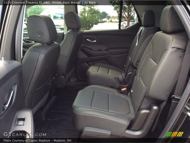 Mosaic Black Metallic / Jet Black 2020 Chevrolet Traverse RS AWD