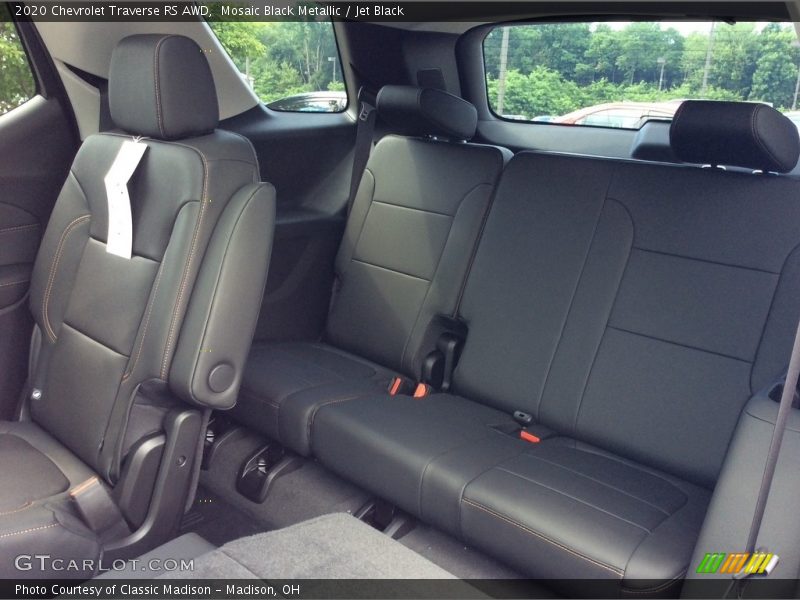 Mosaic Black Metallic / Jet Black 2020 Chevrolet Traverse RS AWD