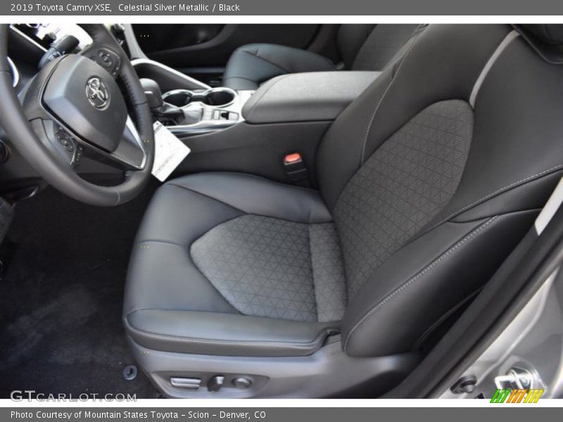 Celestial Silver Metallic / Black 2019 Toyota Camry XSE