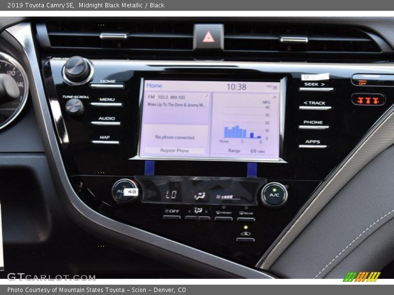 Midnight Black Metallic / Black 2019 Toyota Camry SE