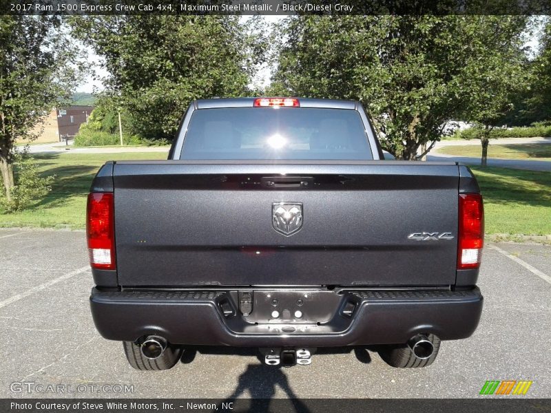 Maximum Steel Metallic / Black/Diesel Gray 2017 Ram 1500 Express Crew Cab 4x4