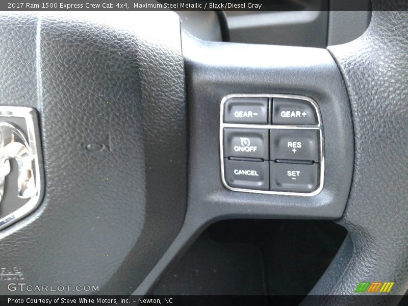 Maximum Steel Metallic / Black/Diesel Gray 2017 Ram 1500 Express Crew Cab 4x4
