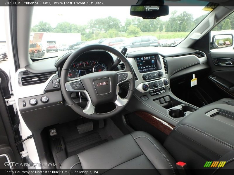  2020 Yukon SLT 4WD Jet Black Interior