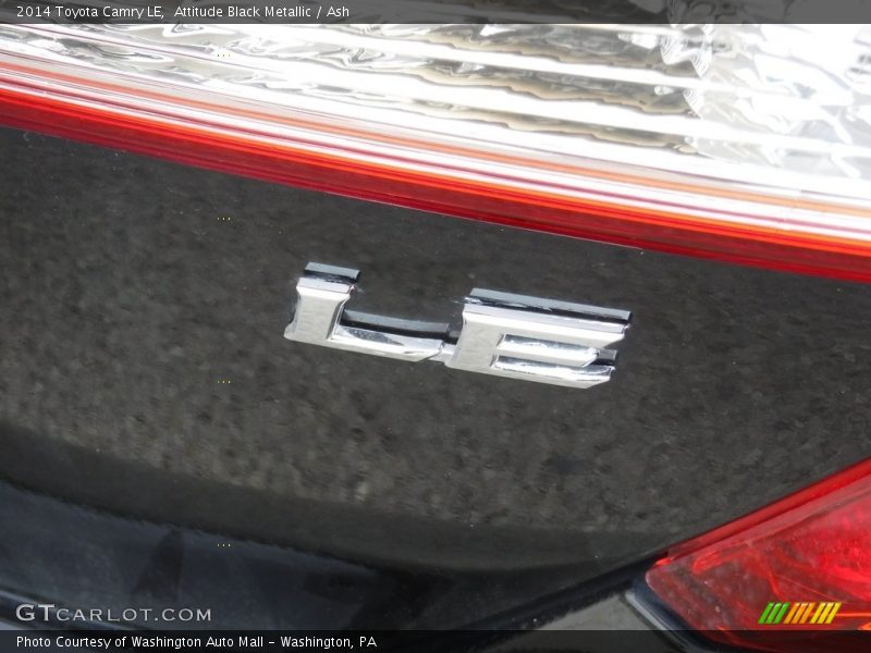 Attitude Black Metallic / Ash 2014 Toyota Camry LE