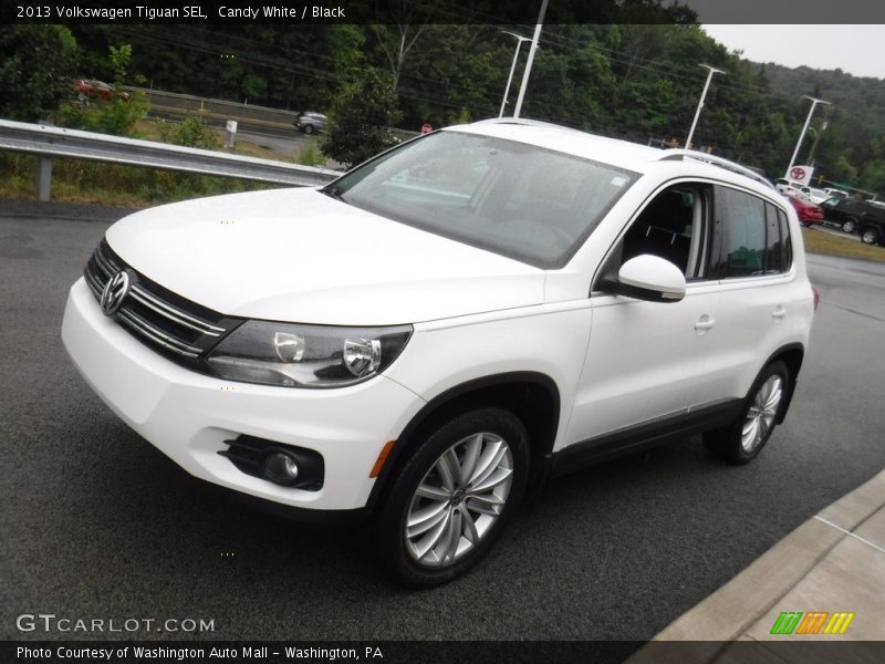 Candy White / Black 2013 Volkswagen Tiguan SEL