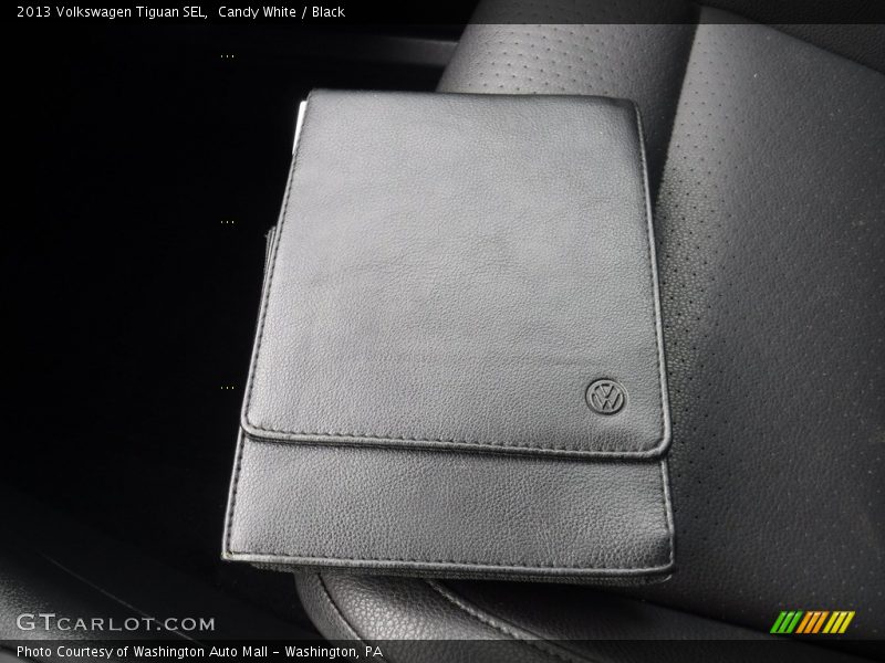 Candy White / Black 2013 Volkswagen Tiguan SEL