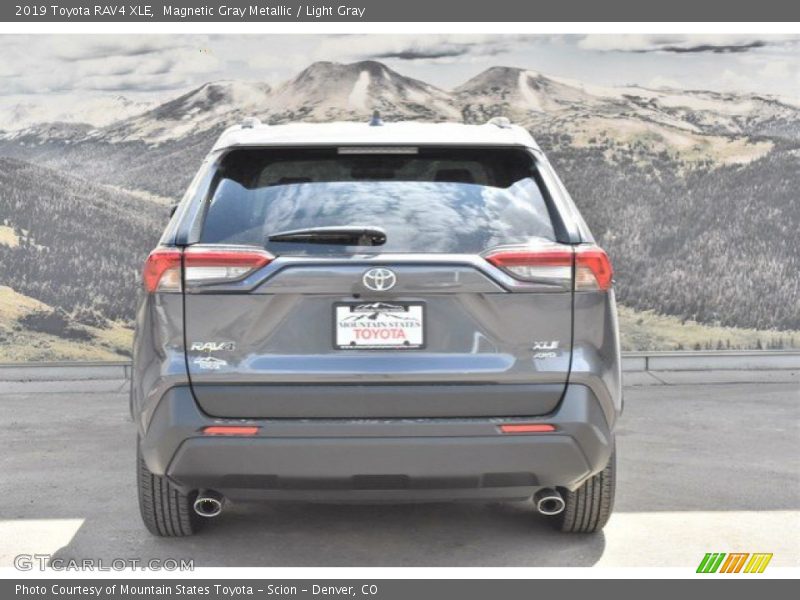 Magnetic Gray Metallic / Light Gray 2019 Toyota RAV4 XLE