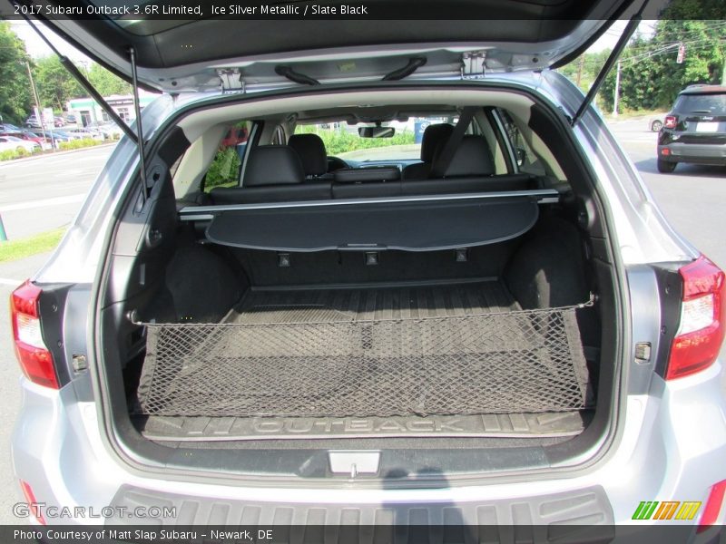 Ice Silver Metallic / Slate Black 2017 Subaru Outback 3.6R Limited