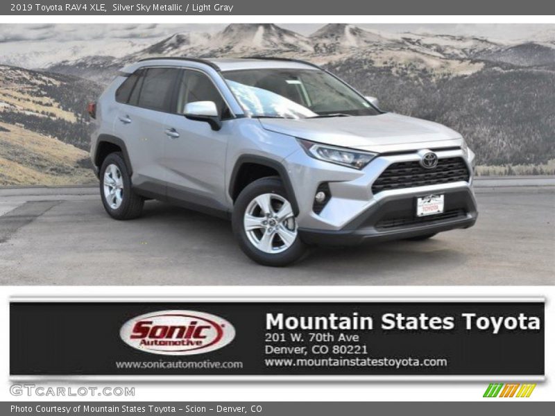 Silver Sky Metallic / Light Gray 2019 Toyota RAV4 XLE