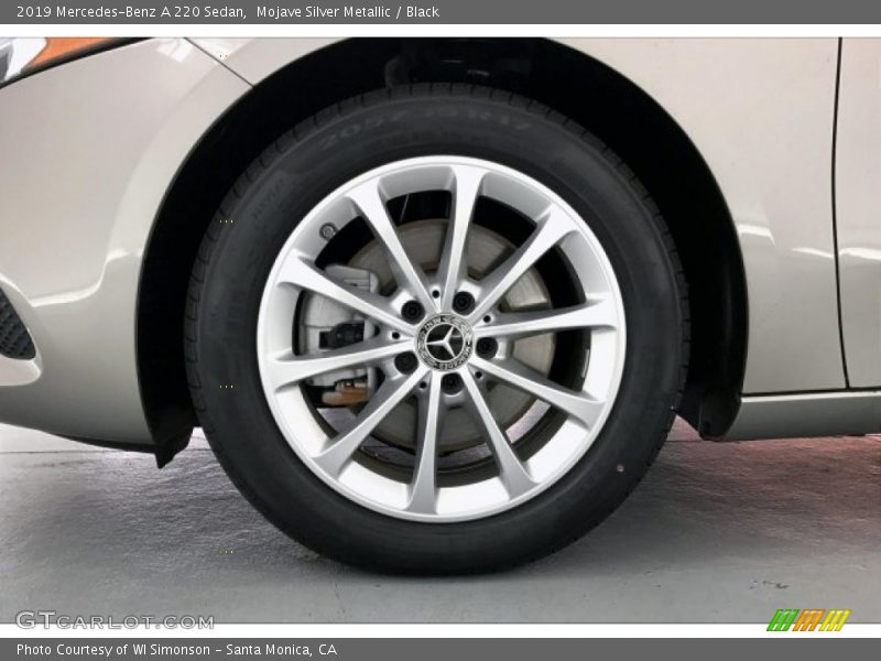 Mojave Silver Metallic / Black 2019 Mercedes-Benz A 220 Sedan