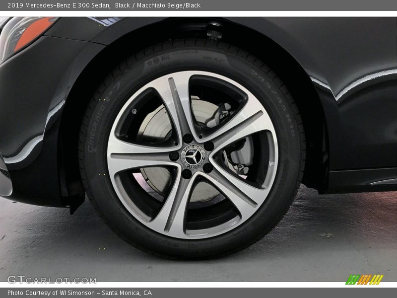  2019 E 300 Sedan Wheel