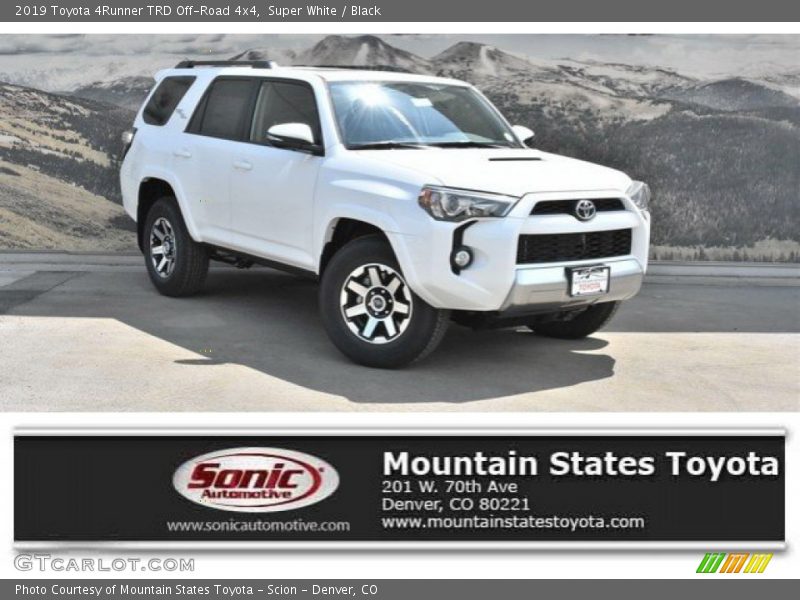 Super White / Black 2019 Toyota 4Runner TRD Off-Road 4x4