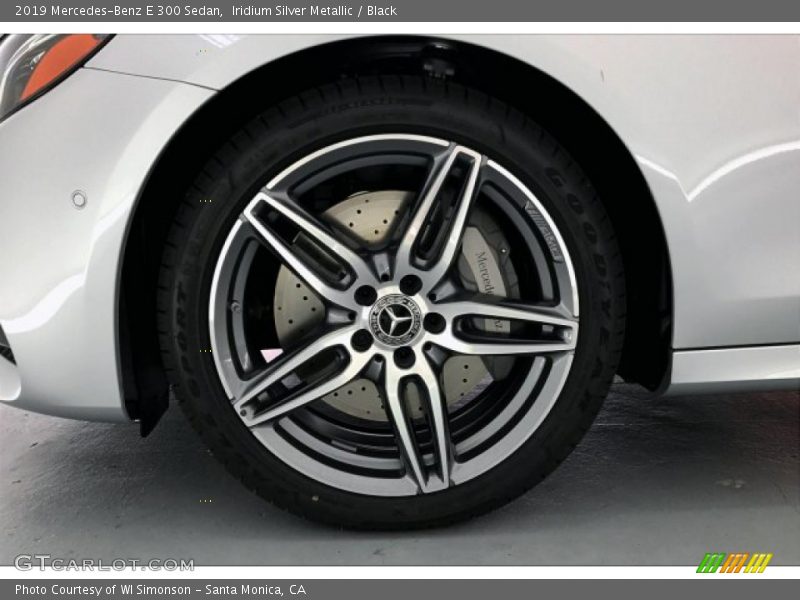 Iridium Silver Metallic / Black 2019 Mercedes-Benz E 300 Sedan