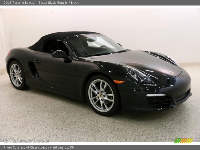 Front 3/4 View of 2013 Boxster 
