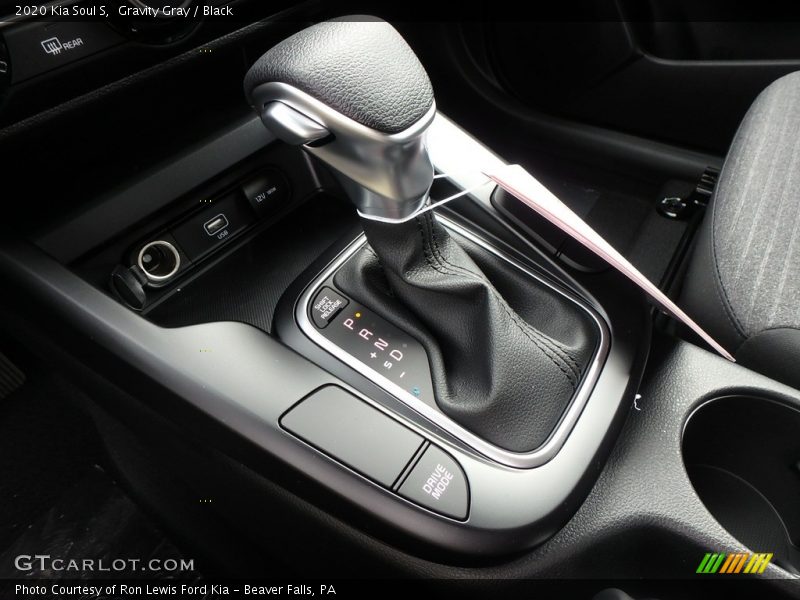 Gravity Gray / Black 2020 Kia Soul S