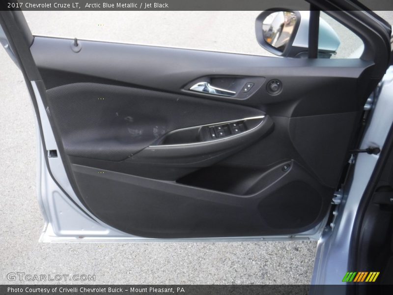 Arctic Blue Metallic / Jet Black 2017 Chevrolet Cruze LT