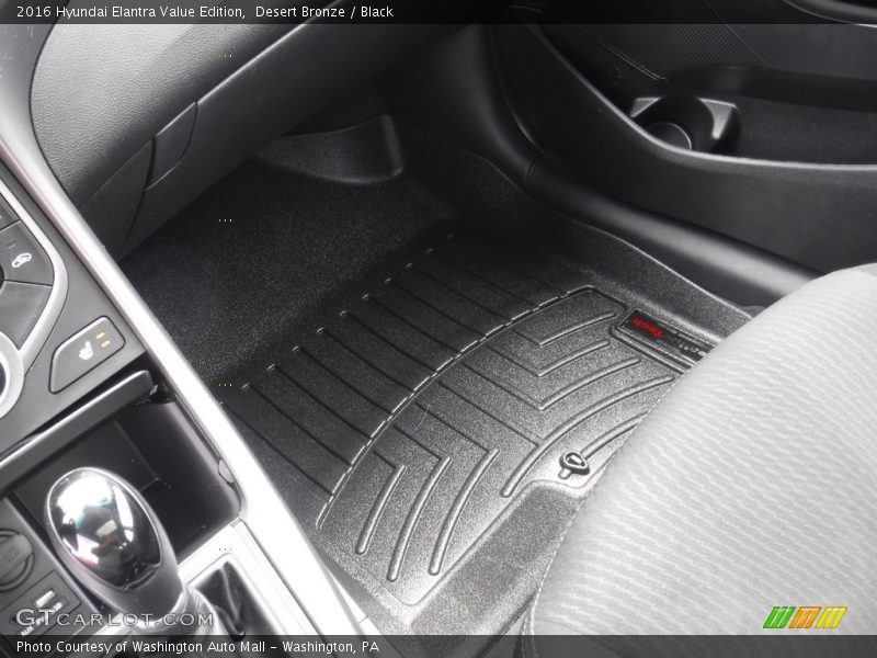 Desert Bronze / Black 2016 Hyundai Elantra Value Edition