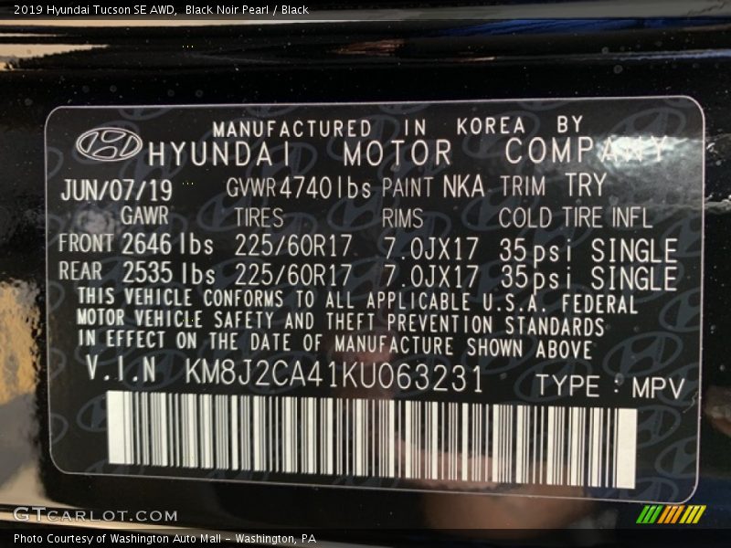 Black Noir Pearl / Black 2019 Hyundai Tucson SE AWD