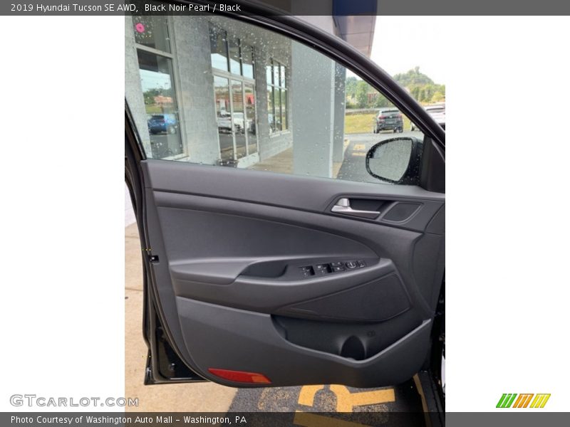Black Noir Pearl / Black 2019 Hyundai Tucson SE AWD