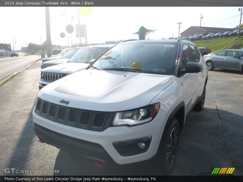 White / Black 2019 Jeep Compass Trailhawk 4x4