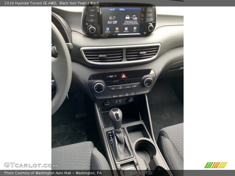Black Noir Pearl / Black 2019 Hyundai Tucson SE AWD