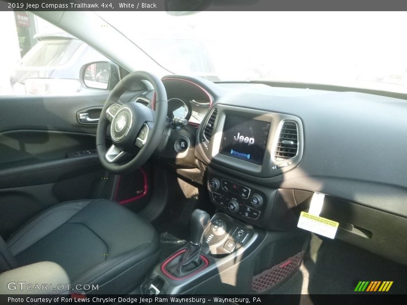 White / Black 2019 Jeep Compass Trailhawk 4x4