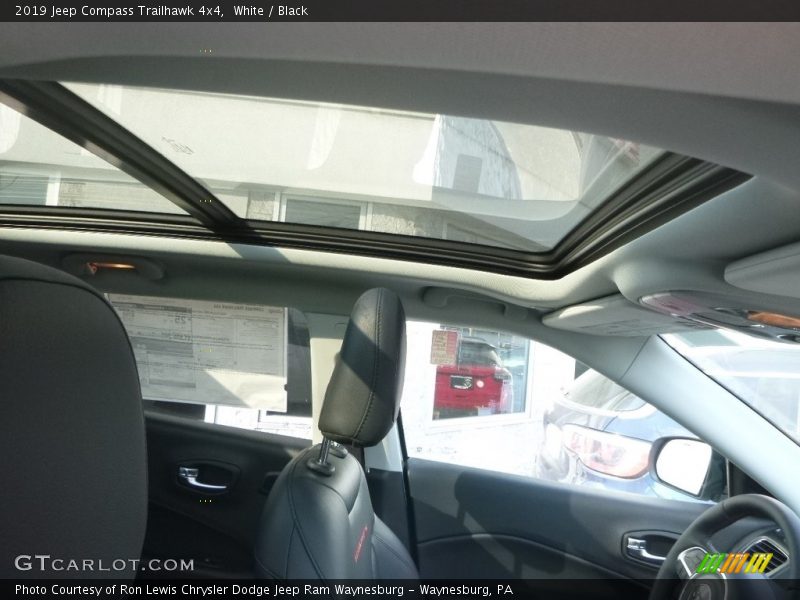 White / Black 2019 Jeep Compass Trailhawk 4x4