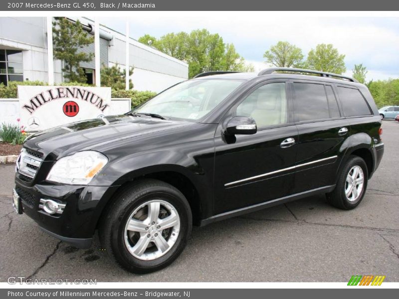 Black / Macadamia 2007 Mercedes-Benz GL 450