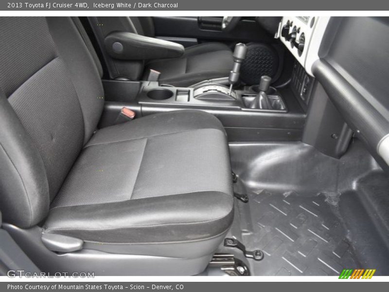 Iceberg White / Dark Charcoal 2013 Toyota FJ Cruiser 4WD