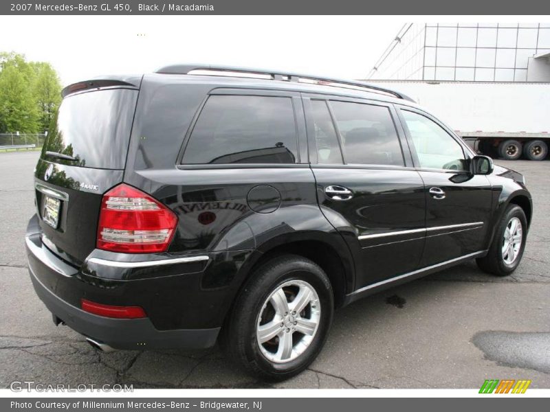 Black / Macadamia 2007 Mercedes-Benz GL 450