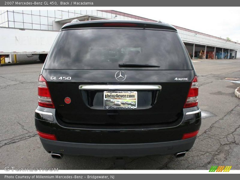 Black / Macadamia 2007 Mercedes-Benz GL 450