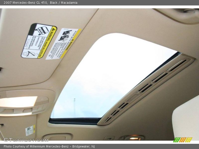 Black / Macadamia 2007 Mercedes-Benz GL 450