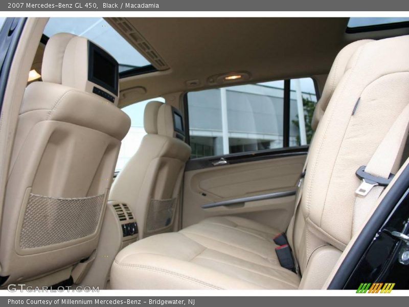Black / Macadamia 2007 Mercedes-Benz GL 450
