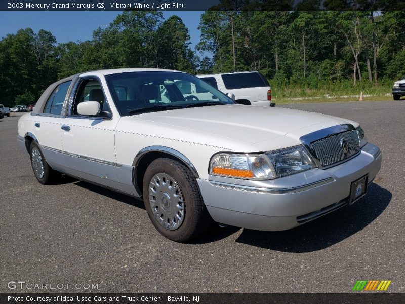 Vibrant White / Light Flint 2003 Mercury Grand Marquis GS