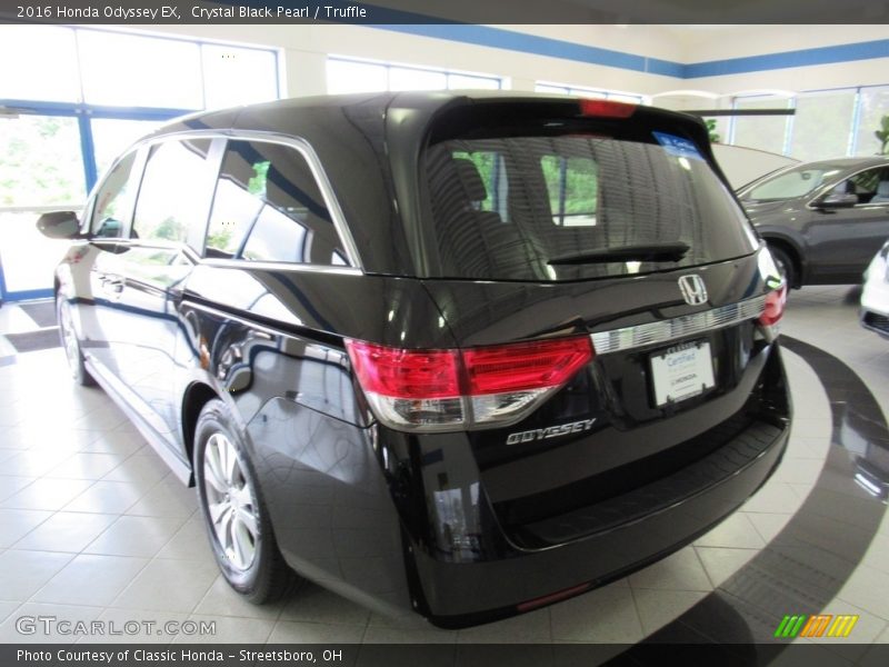 Crystal Black Pearl / Truffle 2016 Honda Odyssey EX