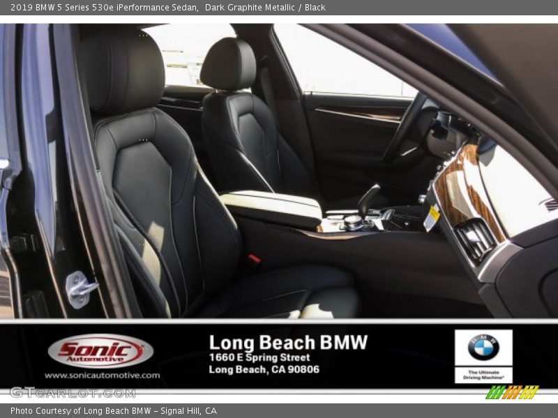 Dark Graphite Metallic / Black 2019 BMW 5 Series 530e iPerformance Sedan