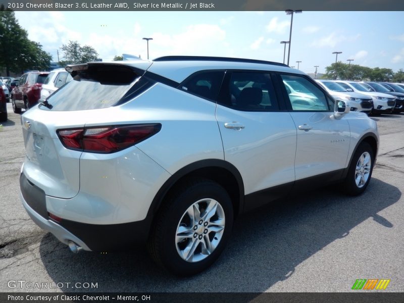 Silver Ice Metallic / Jet Black 2019 Chevrolet Blazer 3.6L Leather AWD