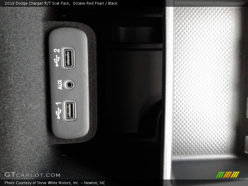 Octane Red Pearl / Black 2019 Dodge Charger R/T Scat Pack