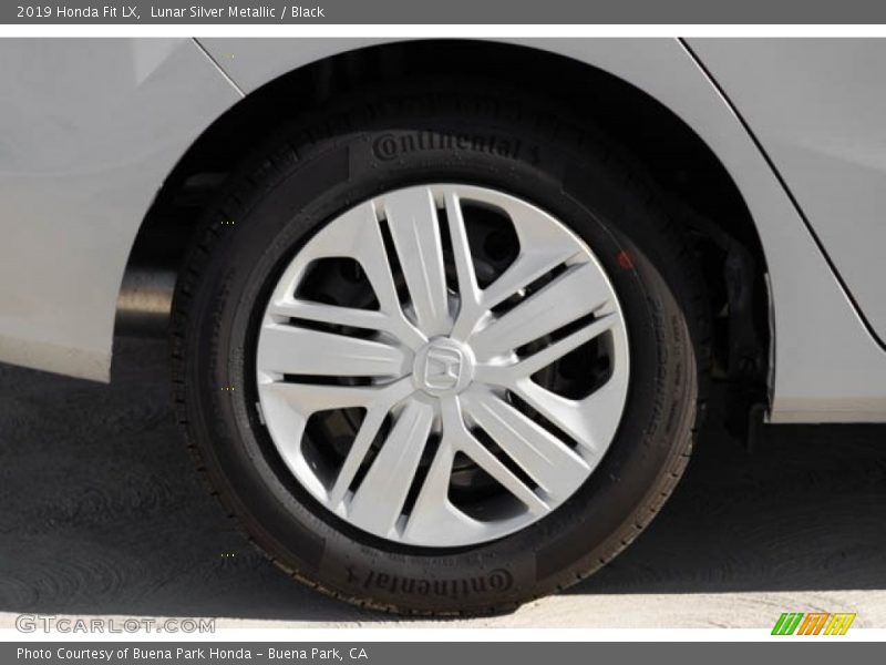 Lunar Silver Metallic / Black 2019 Honda Fit LX