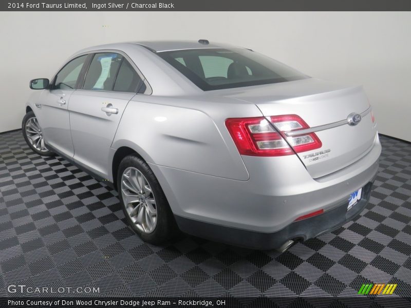 Ingot Silver / Charcoal Black 2014 Ford Taurus Limited