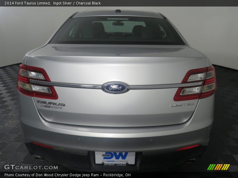 Ingot Silver / Charcoal Black 2014 Ford Taurus Limited
