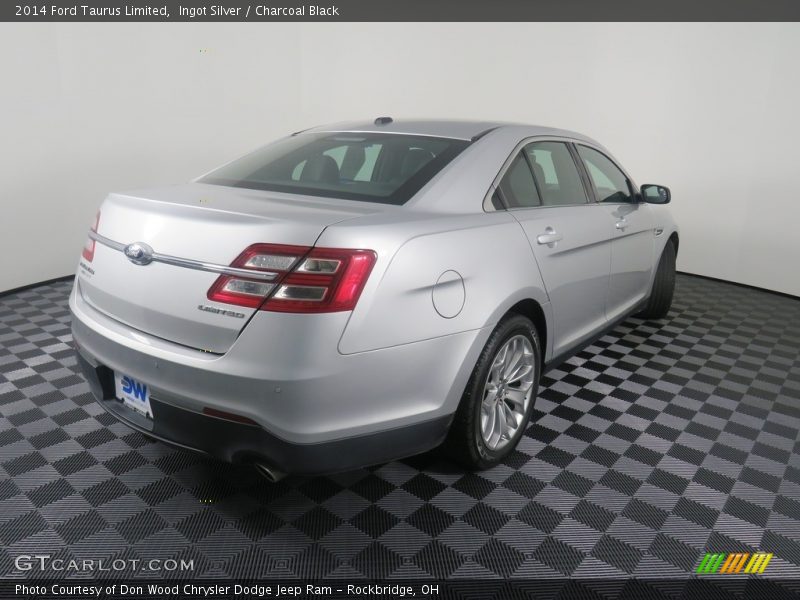 Ingot Silver / Charcoal Black 2014 Ford Taurus Limited