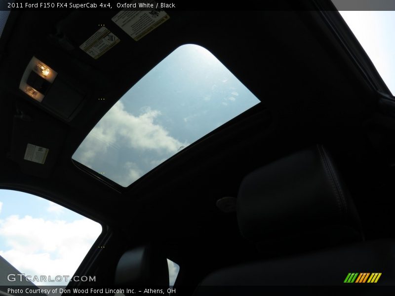 Oxford White / Black 2011 Ford F150 FX4 SuperCab 4x4