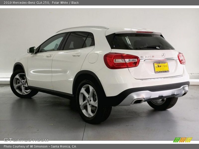 Polar White / Black 2019 Mercedes-Benz GLA 250