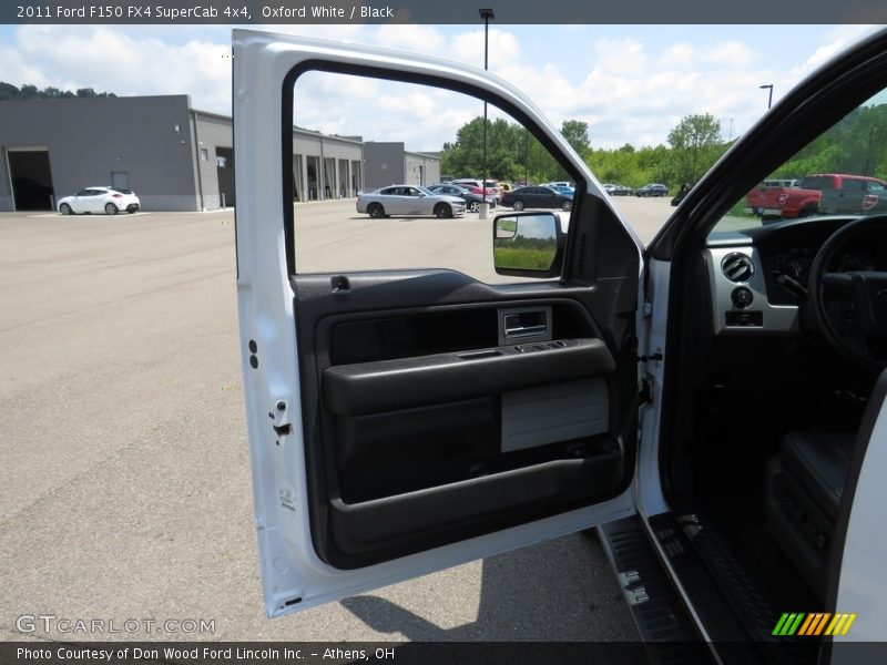 Oxford White / Black 2011 Ford F150 FX4 SuperCab 4x4