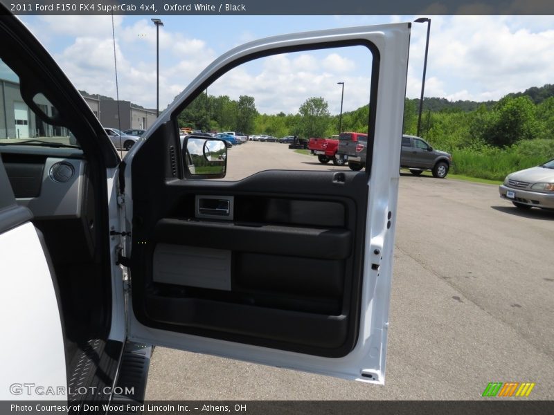 Oxford White / Black 2011 Ford F150 FX4 SuperCab 4x4